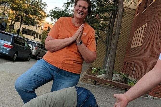 scavenger-hunt-in-buffalo-by-wacky-walks