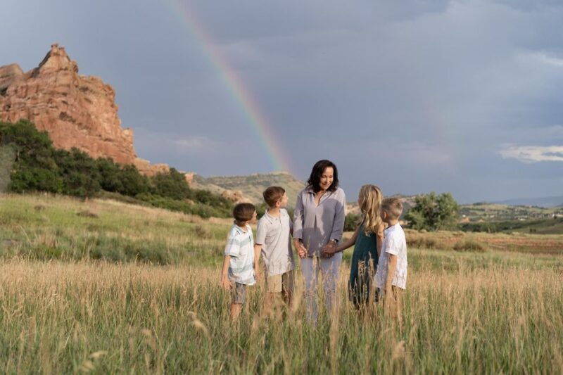 scenic-photoshoot-in-denvers-foothills
