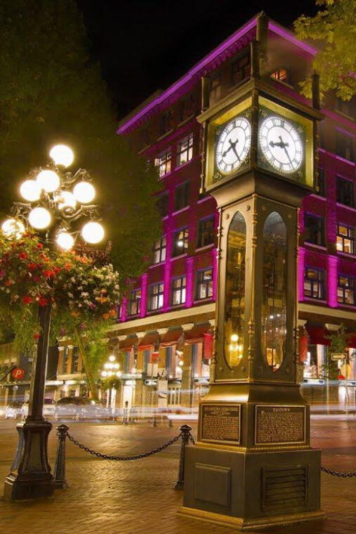 seattle-guided-day-trip-to-vancouver-with-hotel-transfer