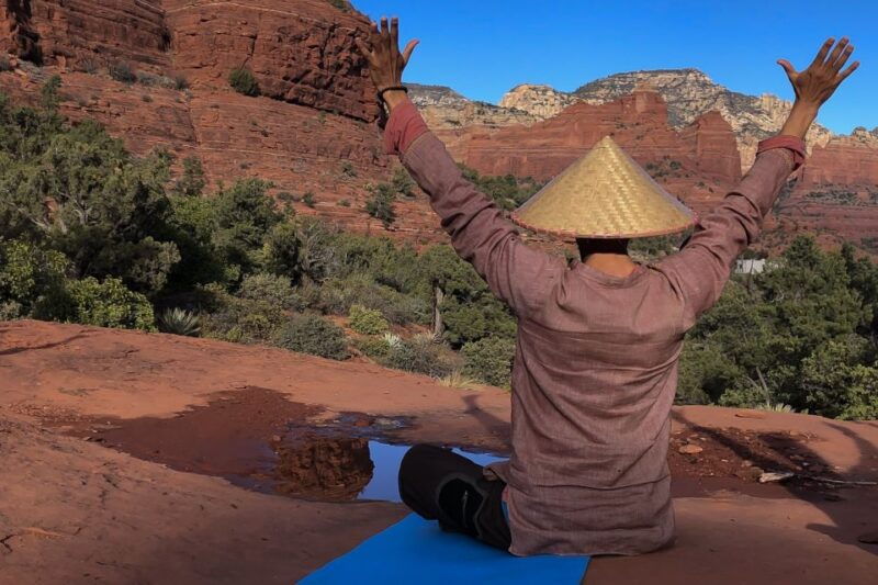sedona-vortex-yoga-hiking-half-day