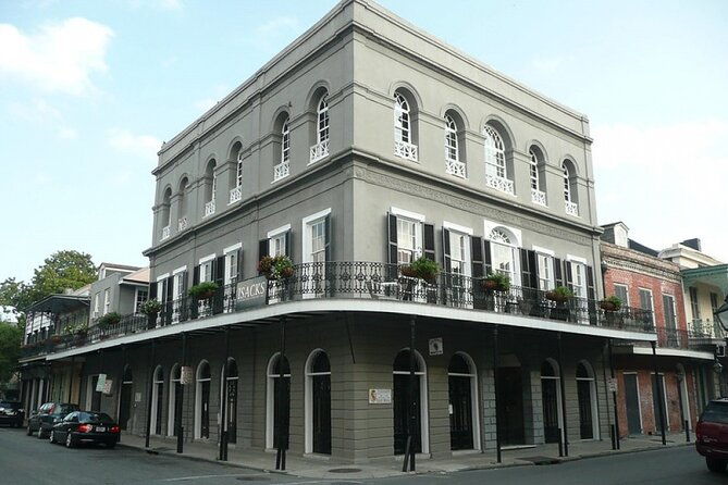 self-guided-scavenger-hunt-new-orleans-ghost-tour