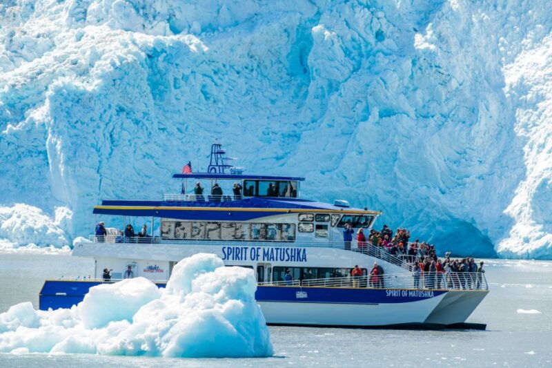seward-kenai-fjords-national-park-catamaran-cruise-w-lunch