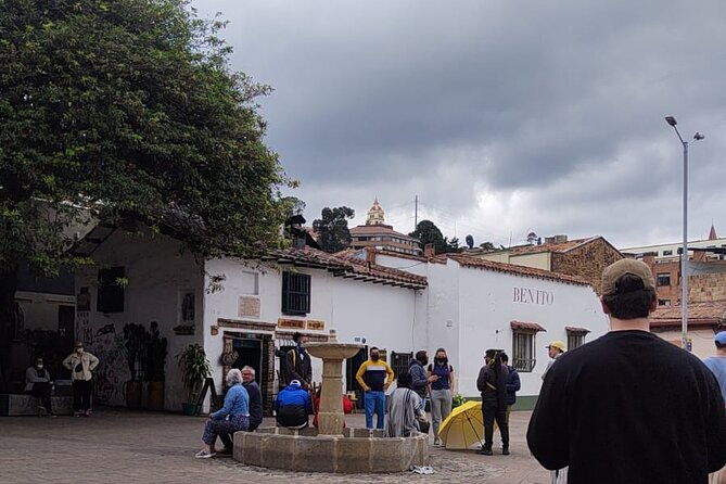 shared-walking-tour-of-bogotas-historic-center-candelaria