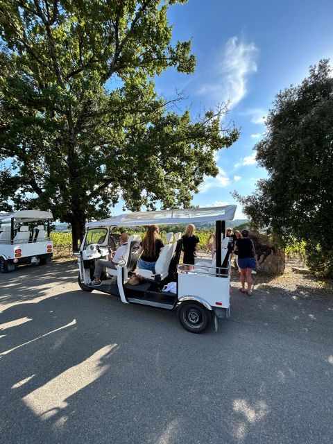 siena-tuk-tuk-tour-with-wine-tasting