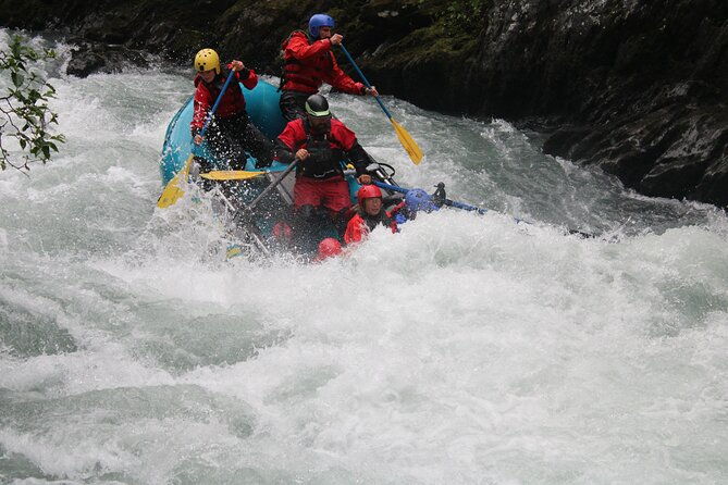 six-mile-creek-2-canyon-whitewater-rafting
