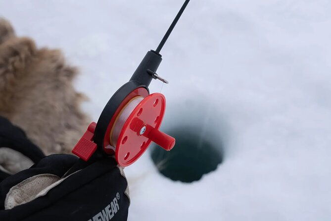 snowmobile-and-icefishing-adventure