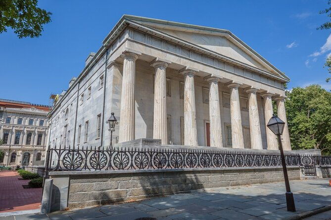 solve-the-case-in-philadelphia-exploration-game-and-tour