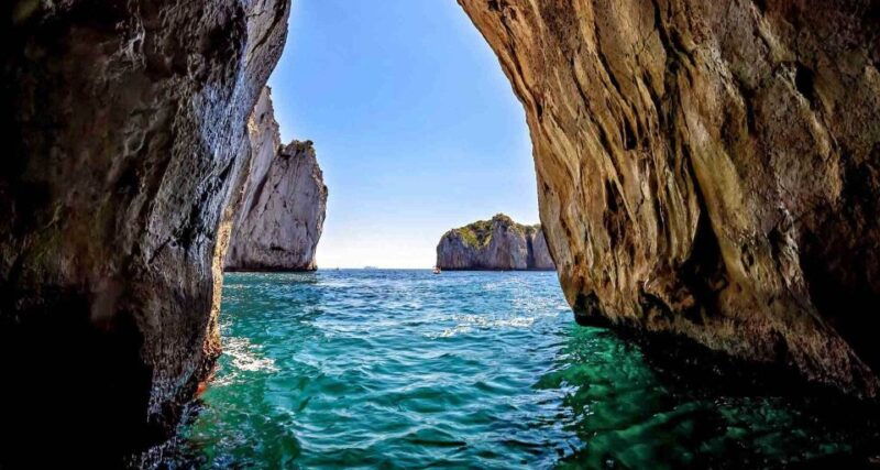 sorrento-and-amalfi-coast-small-group-tour-by-boat