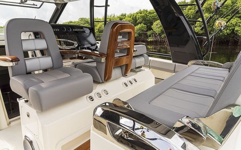 south-maui-maalaea-luxury-sunset-cruise