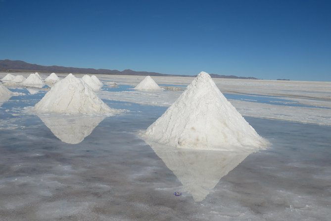 standar-3-days-uyuni-salt-flats-and-colorfull-lagoons