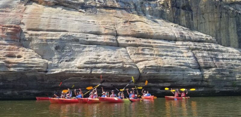 starved-rock-state-park-guided-kayaking-tour