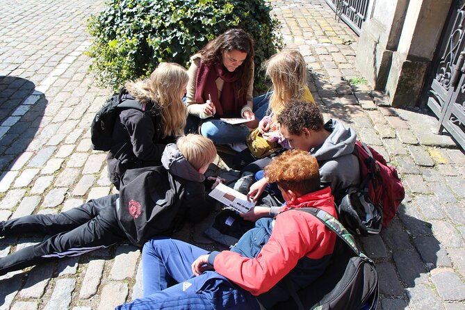 stockholm-self-guided-murder-mystery-tour-by-the-parliament