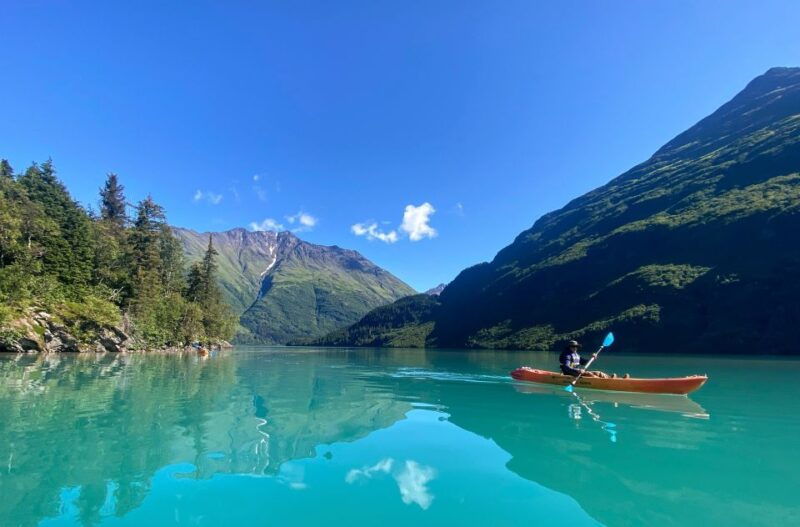 stunning-grant-lake-2-day-hike-kayak-yurt-stay-with-meals
