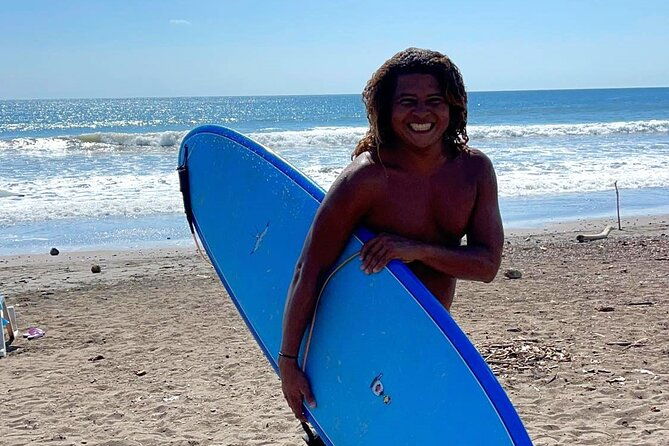 surf-lessons-with-ronaldo-in-tamarindo