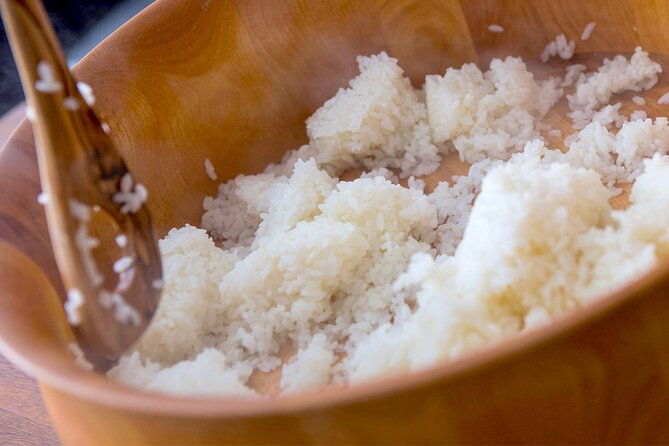sushi-making-cooking-class-in-a-sake-bar-in-austin