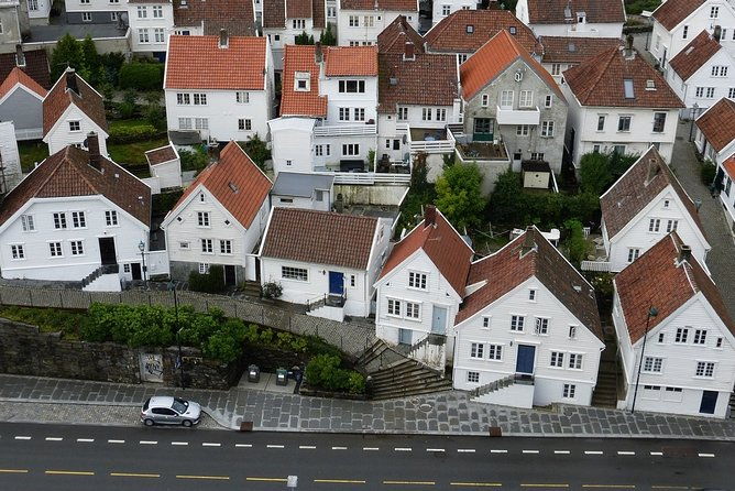 swords-in-rock-monument-and-stavanger-highlights-private-tour