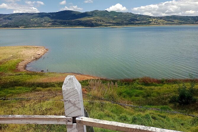 the-crazy-house-guatavita-village-tomine-reservoir-private-tour