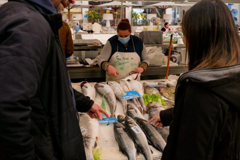 the-only-fish-market-tasting-tour-sea-to-table