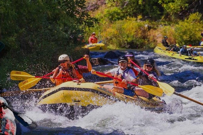 thrilling-whitewater-rafting-outdoor-adventure-picnic-lunch-included