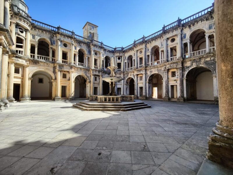 tomar-private-walking-tour-templars-and-heritage