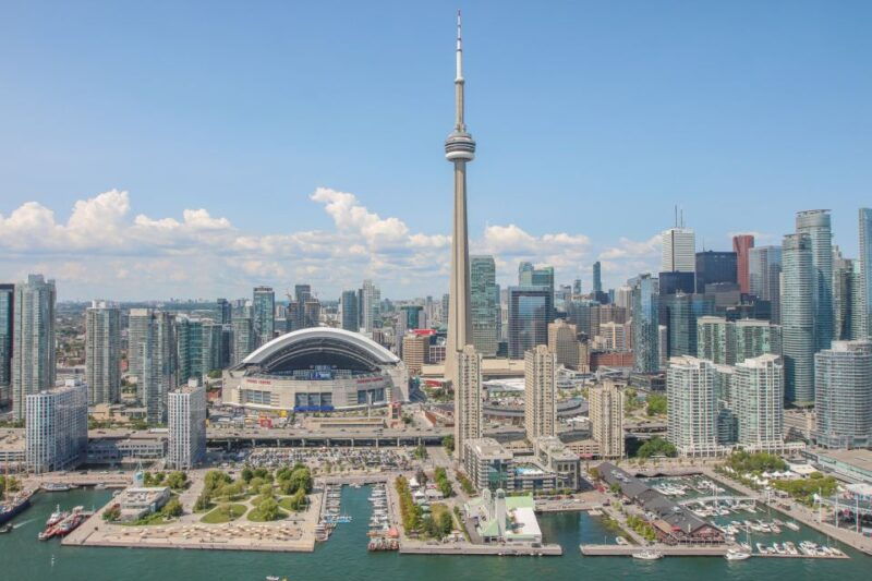 toronto-private-helicopter-tour-for-two