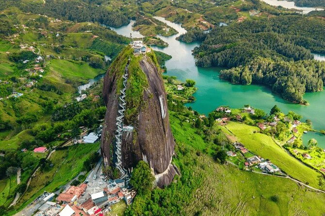 tour-to-guatape-from-medellin-shared-tour