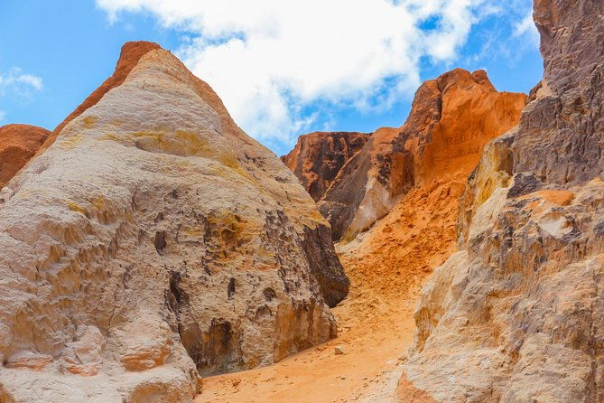 tour-to-morro-branco-fontes-beach