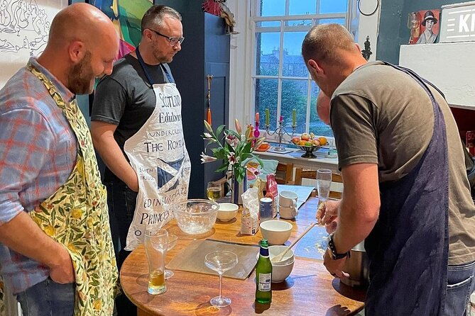 traditional-scottish-cooking-class-dinner-with-edinburgh-local