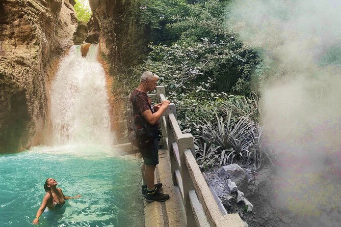 trail-lovers-rincon-de-la-vieja-volcano-la-leona-waterfall