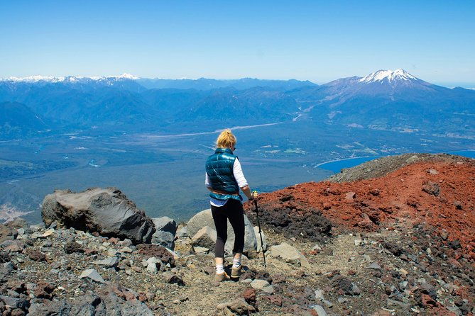trekking-glacier-viewpoint-of-osorno-volcano