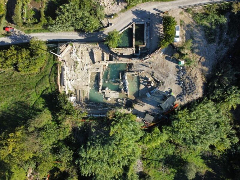 tuscany-san-casciano-dei-bagni-thermal-bath-and-museum-tour