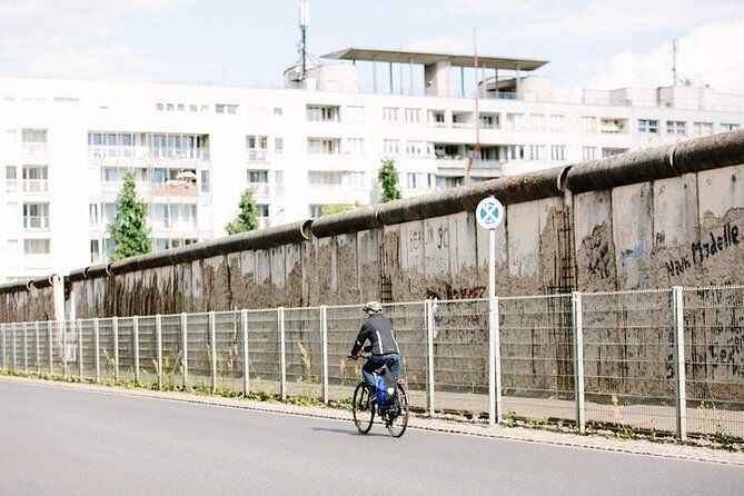 ultimate-e-bike-tour-of-berlin-with-beer-garden-stop