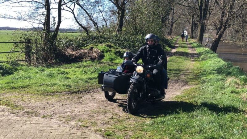 utrecht-or-amsterdam-sidecar-tour-city-rural-or-tailormade