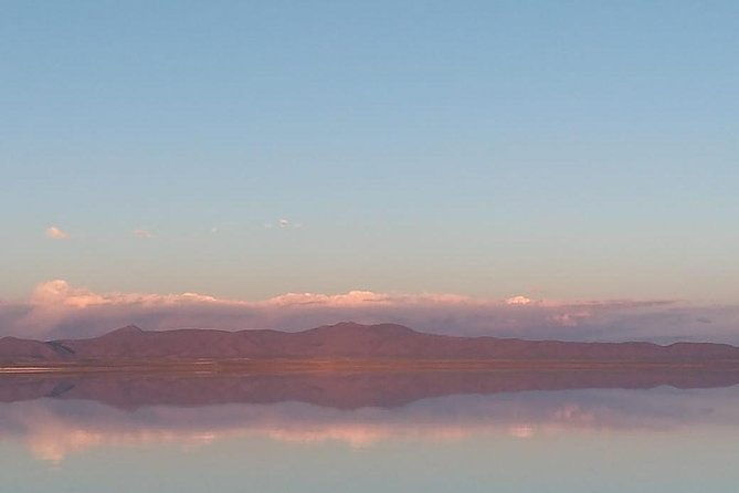 uyuni-salt-flat-fron-san-pedro-de-atacama-in-hostels