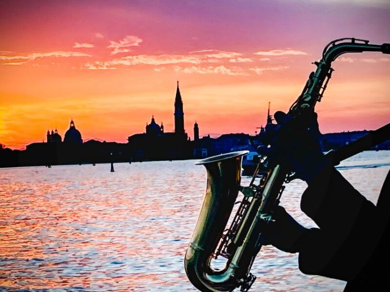 venice-catamaran-sunset-jazz-cruise-with-aperitivo