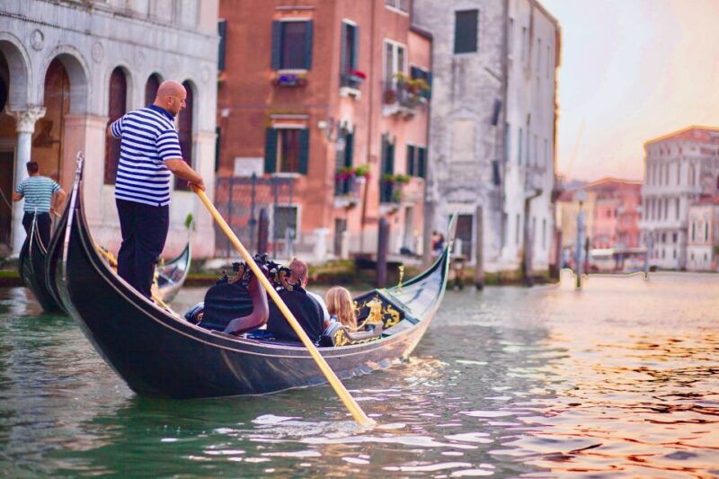 venice-st-marks-basilica-and-gondola-morning-tour