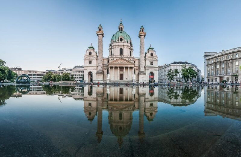 vienna-big-bus-hop-on-hop-off-tour-by-open-top-bus