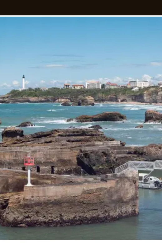 walking-tour-of-biarritz-history-and-curiosities