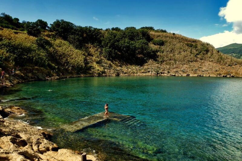 whale-and-dolphin-watching-with-vila-franca-islet-visit