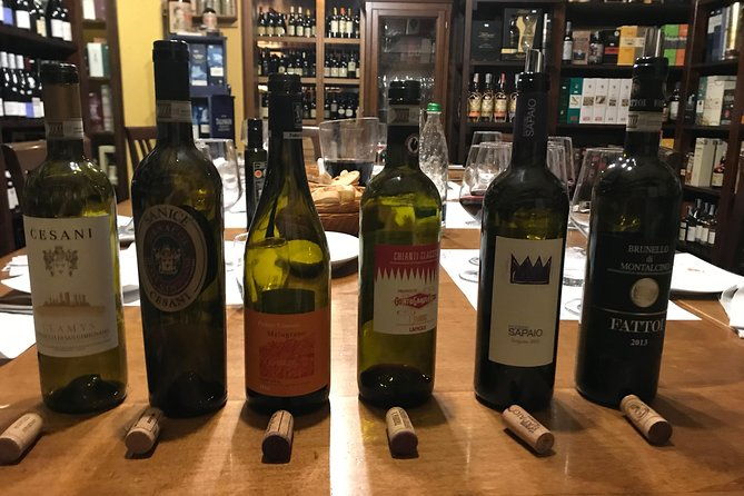 wine-tasting-in-versilia-with-sommelier-5-wines-and-local-products