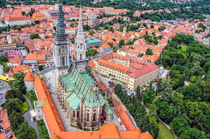 zagreb-departure-private-transfers-from-zagreb-city-to-zagreb-airport-zag