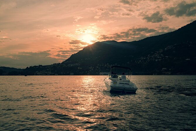 1-hour-private-boat-tour-on-lake-como