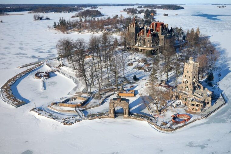 1000-islands-10-20-30-or-60-min-scenic-helicopter-tour
