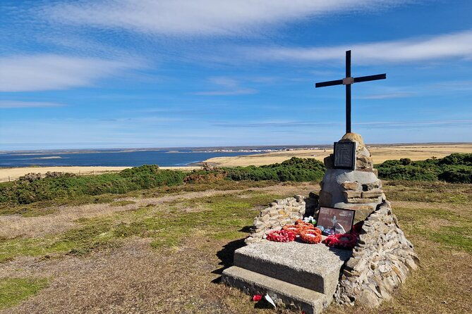 1982-war-memorials-and-points-of-interest-in-falkland-islands