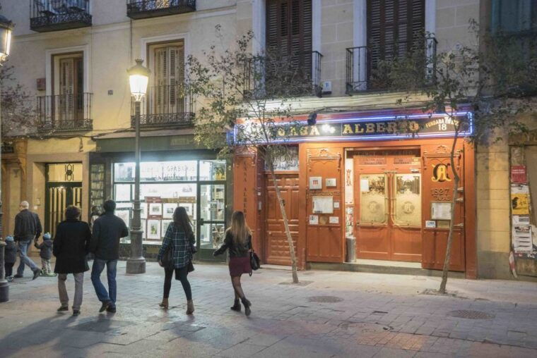 2-5-hour-evening-tapas-tour-through-madrid