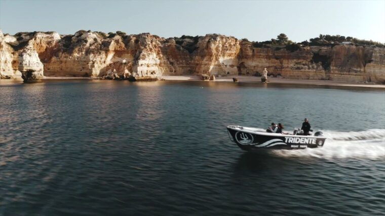 2-hours-private-benagil-caves-and-beaches-boat-tour