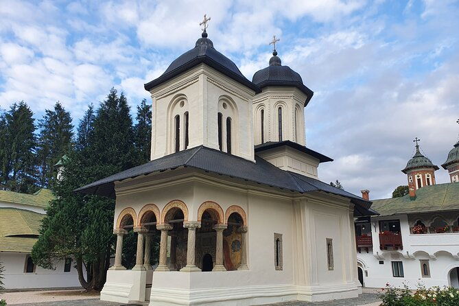 8-days-private-tour-in-romania-transylvania-maramures-moldova
