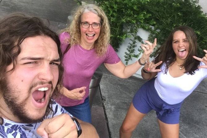 adventurous-scavenger-hunt-in-huntington-beach-by-zombie-scavengers