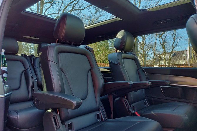 airport-private-transfer-schiphol-airport-%e2%86%94-the-hague-city