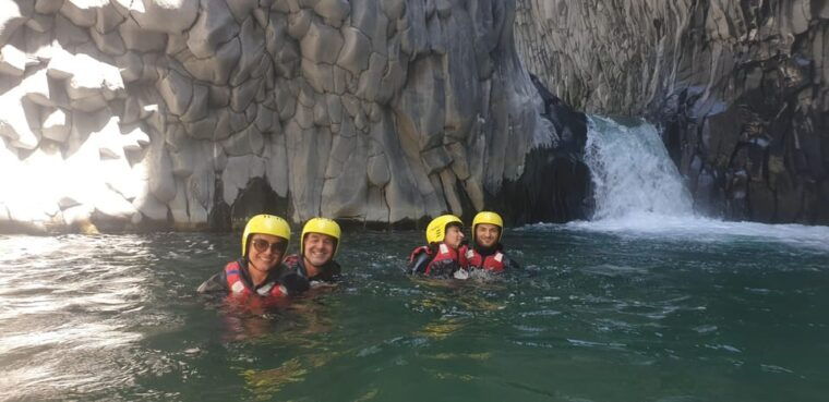alcantara-body-rafting